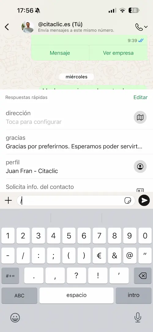 Ejemplo de envío de una respuesta rápida en un chat de WhatsApp Business
